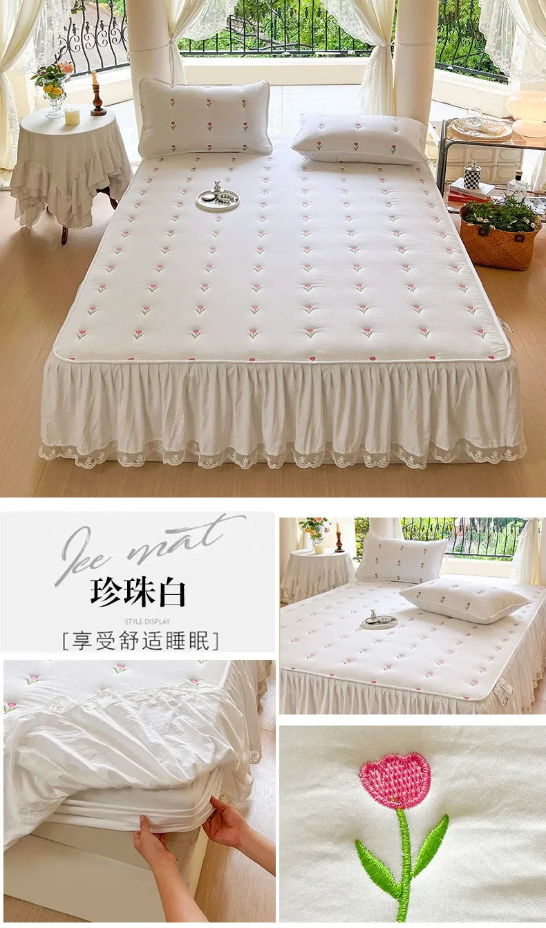 Red Bedsheet single piece cartoon cotton bed sheet anti slip printed cartoon bedsheet