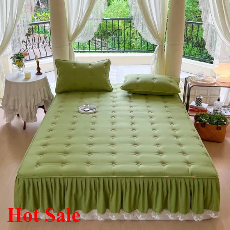Red Bedsheet single piece cartoon cotton bed sheet anti slip printed cartoon bedsheet