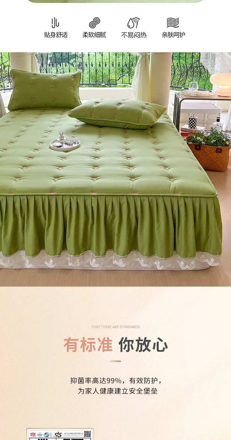 Red Bedsheet single piece cartoon cotton bed sheet anti slip printed cartoon bedsheet