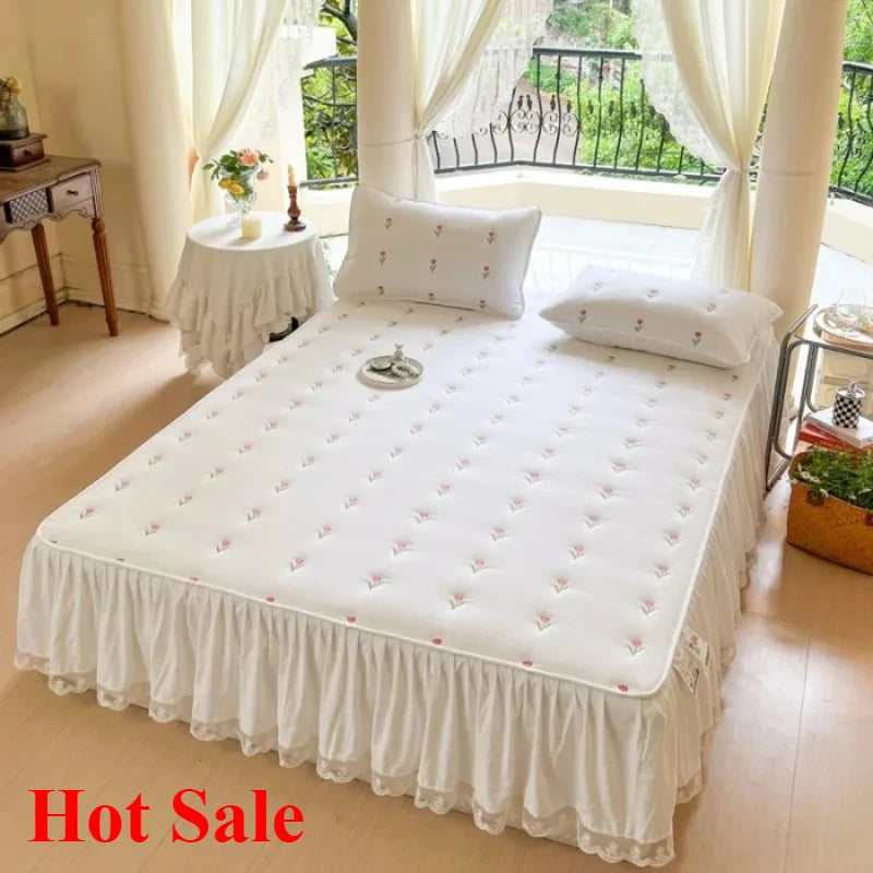 Red Bedsheet single piece cartoon cotton bed sheet anti slip printed cartoon bedsheet